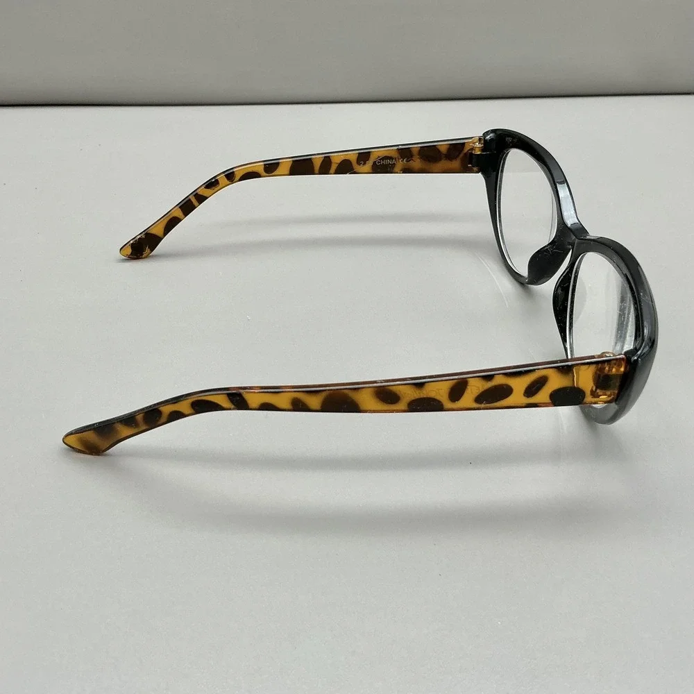 Betsey Johnson Eyeglasses Readers 2.50 Black Cat Eye Leopard Tortoise Full Rim